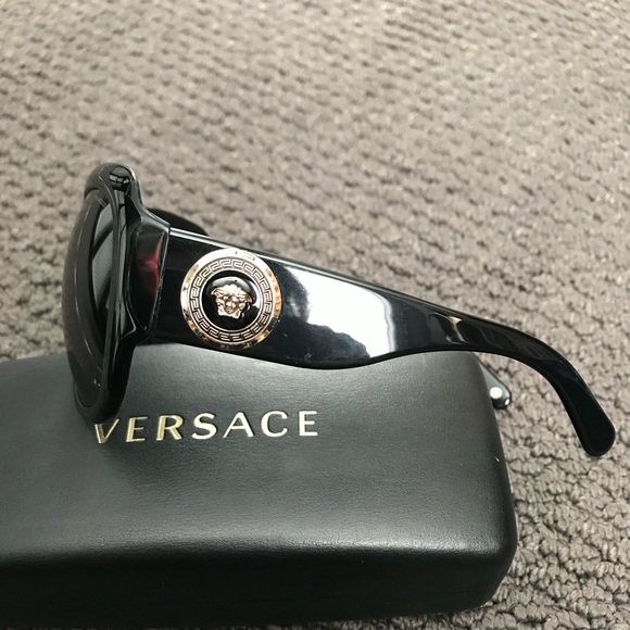 Versace Sunglasses - Picture 6 of 8